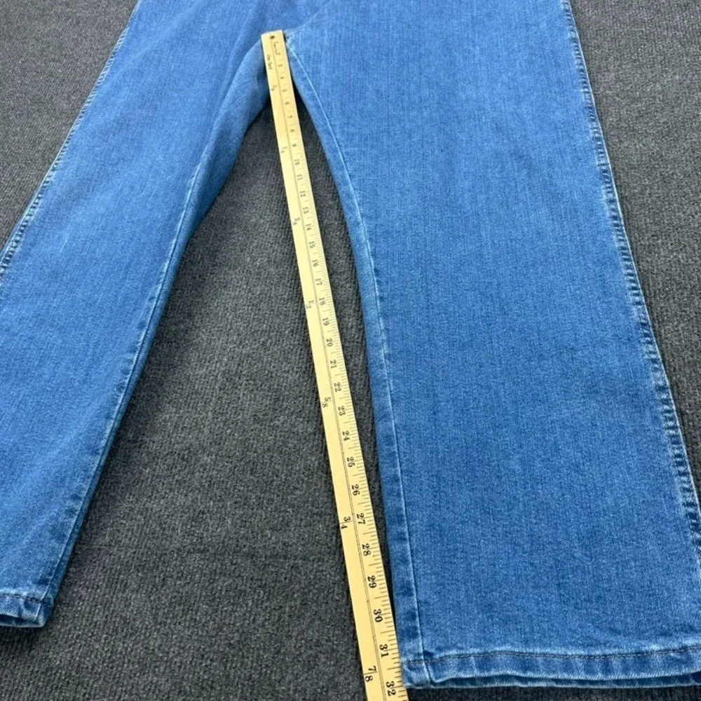 Wrangler Rugged Wear Jeans Mens 44x32 Blue Medium Wash Straight Denim Cowboy